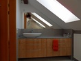 Badezimmer Einbaumöbel, Front aus Birke massiv, lackiert